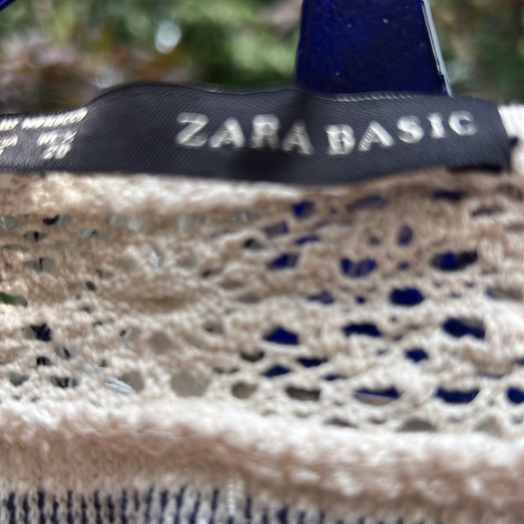 Zara distressed top - Picture 4 of 7